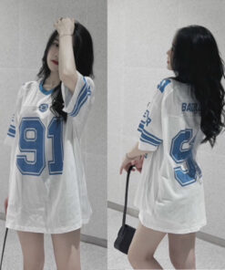 Áo phông cotton khô form rộng in chữ 91 in tay cổ tim